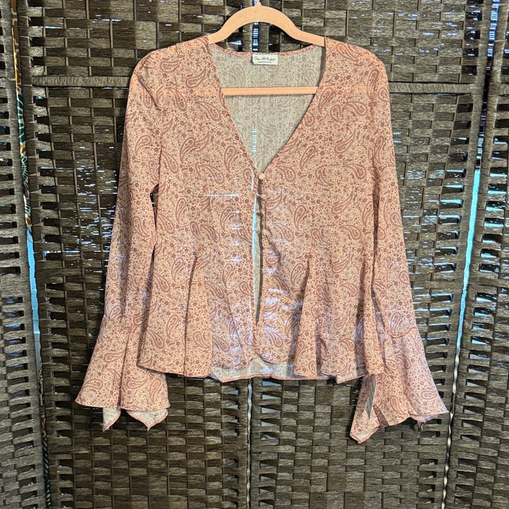 Miss Selfridge chiffon flare sleeve button up blouse in paisley size Small